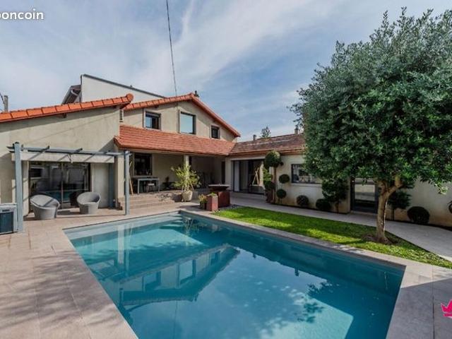 Maison 5 pièces 115 m²