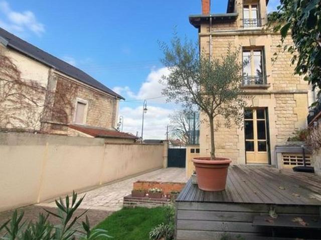 Maison 5 pièces 115 m²