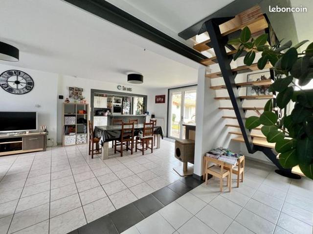 Maison 5 pièces 115 m²
