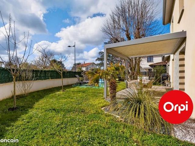 Maison 5 pièces 116 m²
