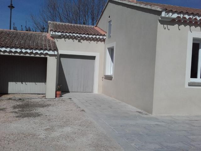 Maison 5 pièces, 116 m² à louer à Rognonas 13870