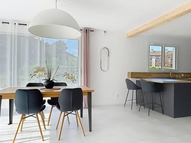 Maison 5 pièces – 116 m² – Vieugy 74 116m² Quintal