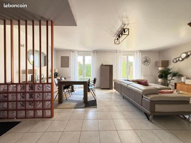Maison 5 pièces 117 m²