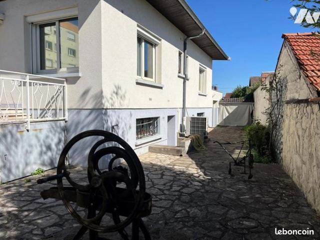 Maison 5 pièces 117 m²