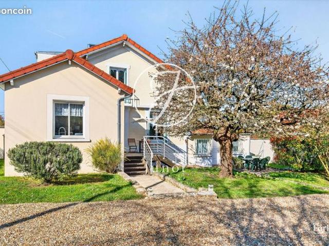 Maison 5 pièces 118 m²