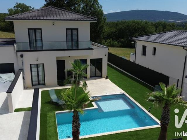Maison 5 pièces 118 m²