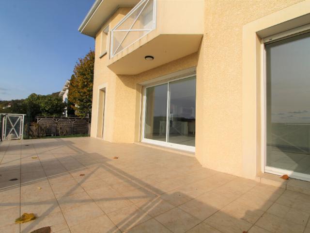 Maison 5 pièces, 118 m² à louer à La Murette 38140