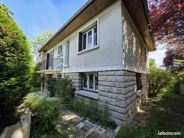Maison 5 pièces 110 m²