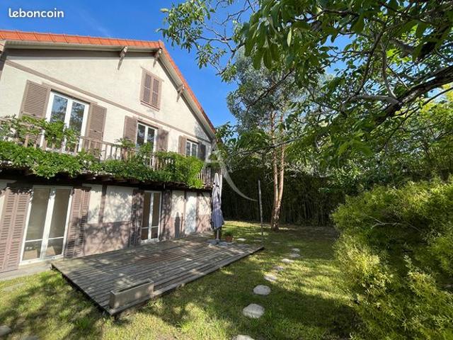 Maison 5 pièces 110 m²