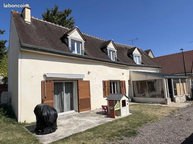 Maison 5 pièces 110 m²
