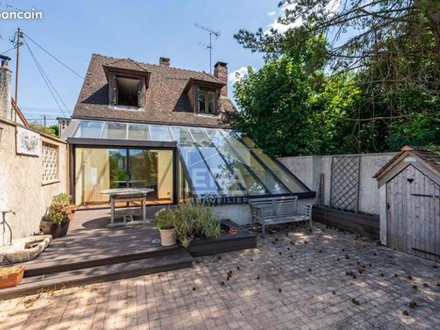 Maison 5 pièces 110 m²