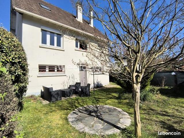 Maison 5 pièces 110 m²