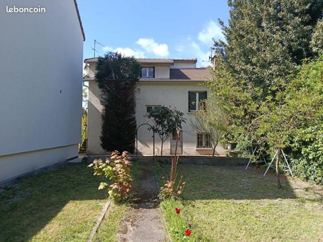 Maison 5 pièces 110 m²