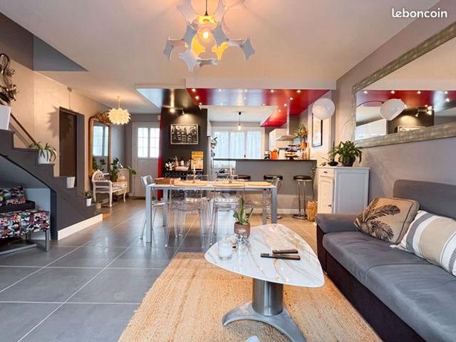 Maison 5 pièces 110 m²