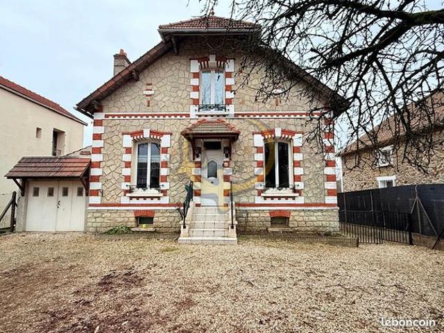 Maison 5 pièces 110 m²