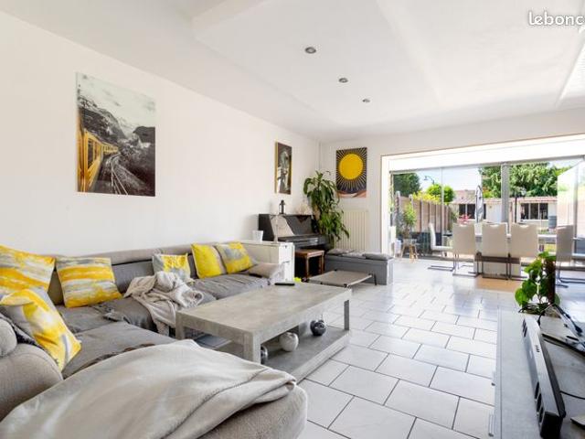 Maison 5 pièces 110 m²