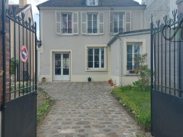 Maison 5 pièces 110 m²