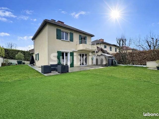 Maison 5 pièces 110 m²