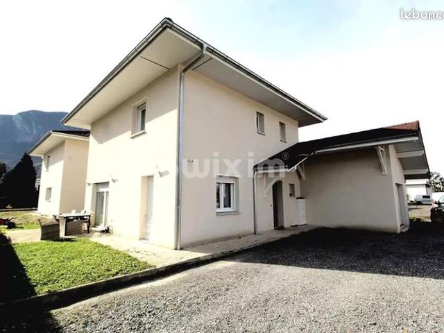 Maison 5 pièces 110 m²