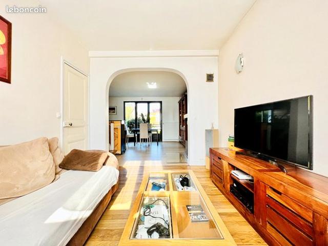 Maison 5 pièces 110 m²