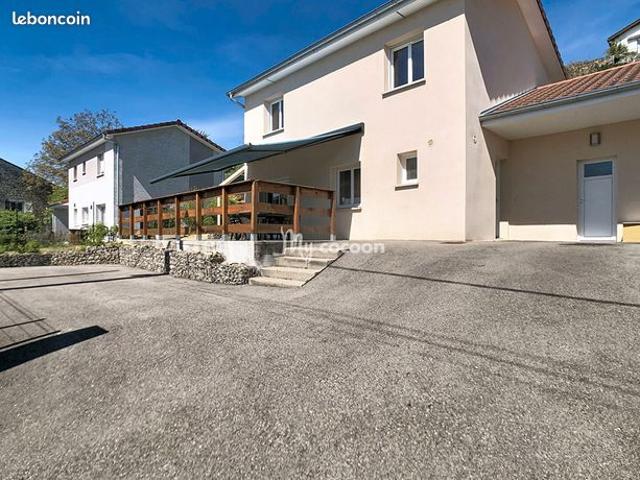 Maison 5 pièces 110 m²