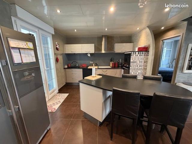 Maison 5 pièces 110 m²