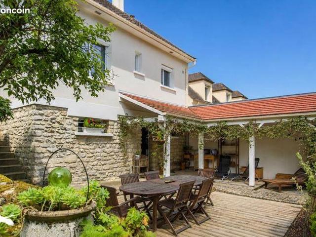 Maison 5 pièces 110 m²