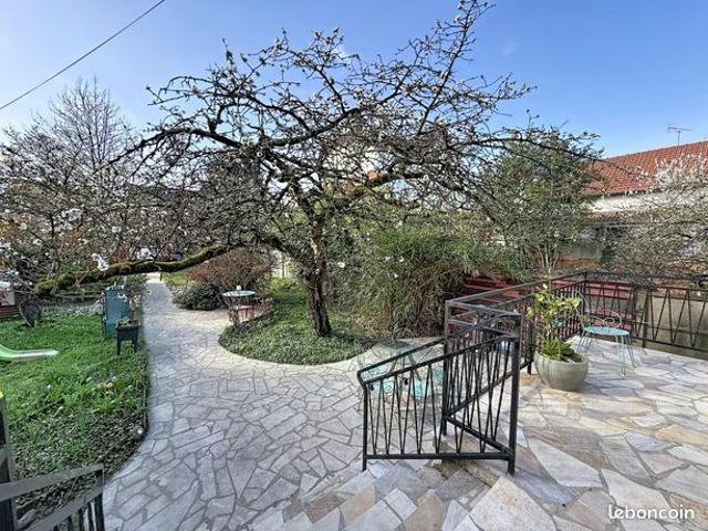 Maison 5 pièces 110 m²