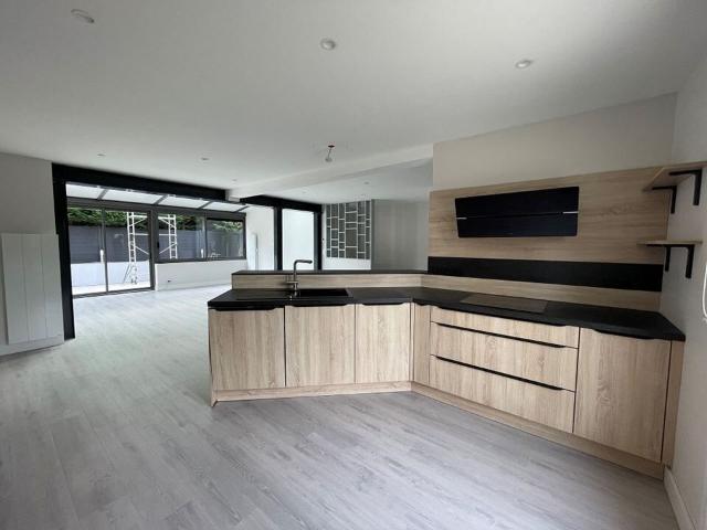 Maison 5 pièces, 110 m² à louer à Grimbosq 14220