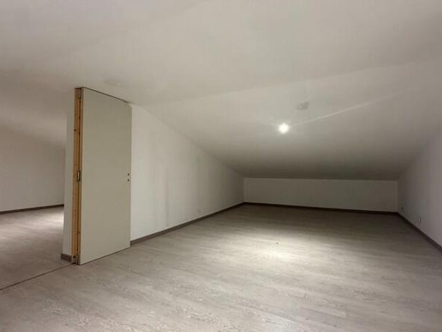 Maison 5 pièces, 110 m² à louer à Thil 31530