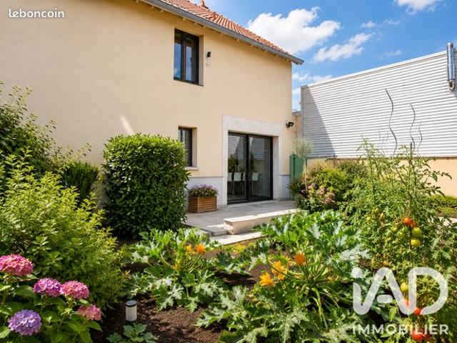 Maison 5 pièces 111 m²
