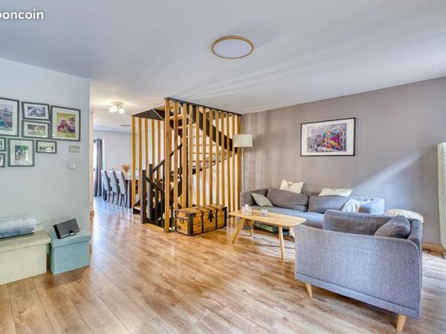 Maison 5 pièces 111 m²