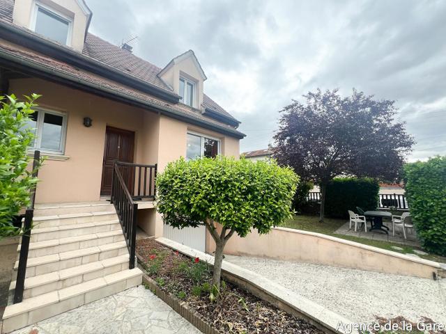Maison 5 pièces 111 m²