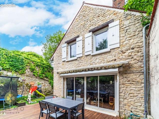 Maison 5 pièces 111 m²