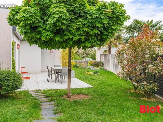 Maison 5 pièces 111 m²