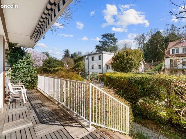 Maison 5 pièces 111 m²