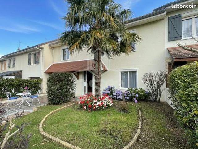 Maison 5 pièces 111 m²