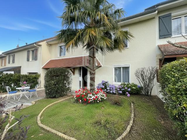 Maison 5 pièces 111 m²