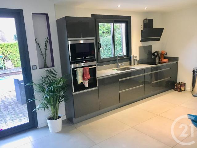 Maison 5 pièces 111 m²