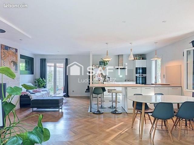 Maison 5 pièces 111 m²