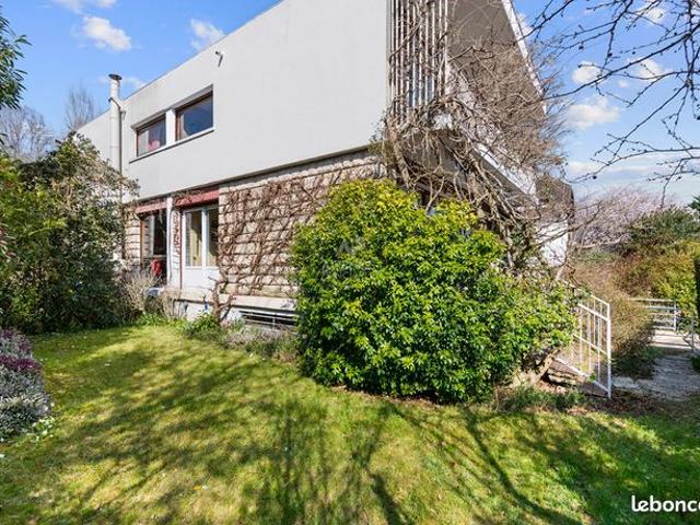 Maison 5 pièces 111 m²