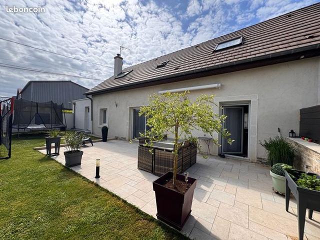 Maison 5 pièces 111 m²