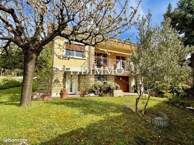 Maison 5 pièces 113 m²