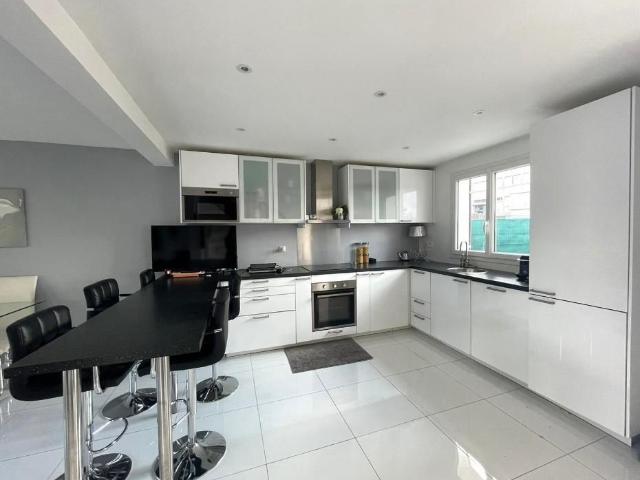 Maison 5 pièces, 113 m² à louer à Lagny sur Marne 77400