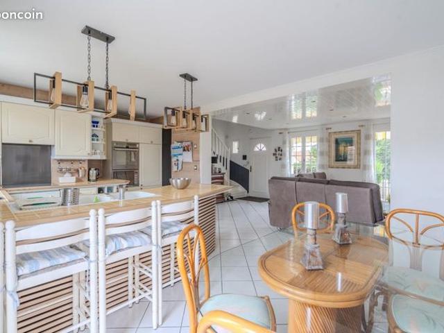 Maison 5 pièces 125 m²