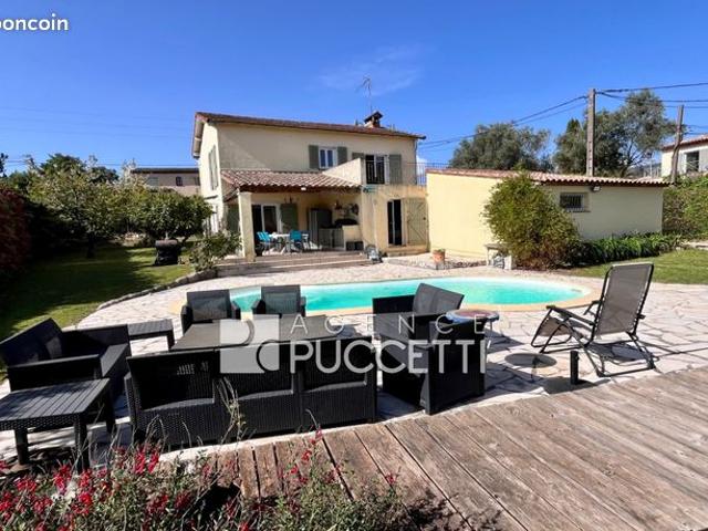 Maison 5 pièces 125 m²