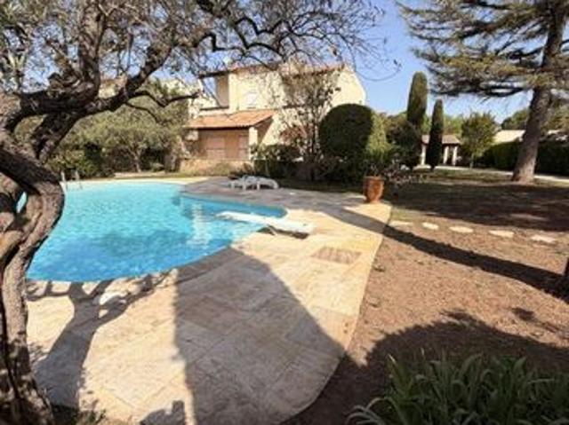 Maison 6 pièces 130 m²