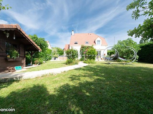 Maison 5 pièces 134 m²