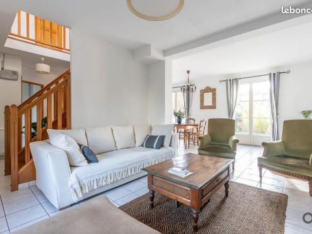 Maison 5 pièces 125 m²