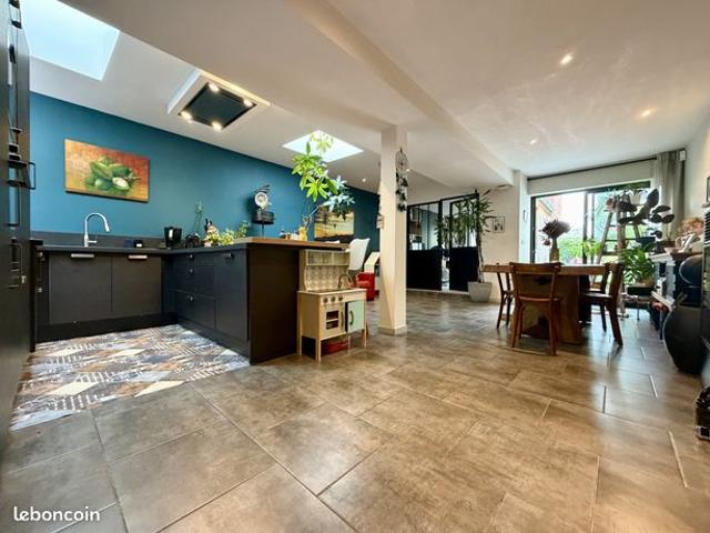 Maison 5 pièces 125 m²